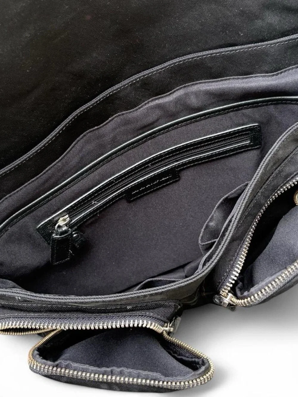 Vintage Banana Republic black nylon and leather messenger laptop work bag
